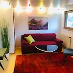 Casa Loft & Lamansarda 펜션 찌른도르프
