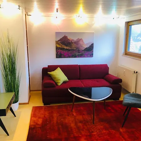 Casa Loft & Lamansarda 펜션 찌른도르프