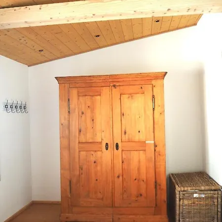 Casa Loft & Lamansarda 펜션 찌른도르프